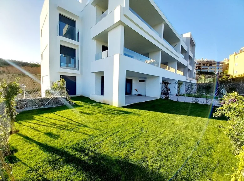 Mieszkanie 3 pokoi 98 m² Mijas, Hiszpania