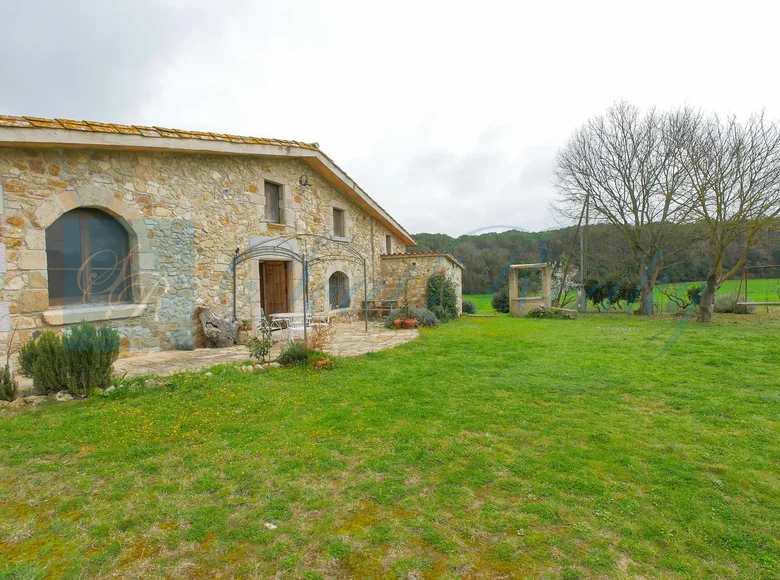 5 bedroom villa 37 000 m² Caldes de Malavella, Spain