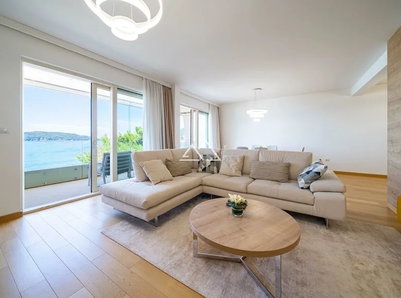 Appartement 4 chambres 171 m² Rafailovici, Monténégro
