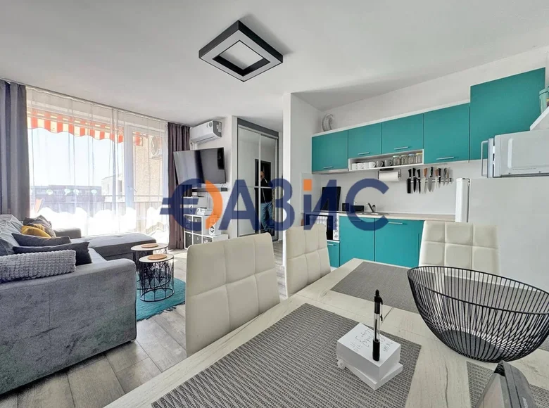 Квартира 2 комнаты 57 м² Несебр, Болгария