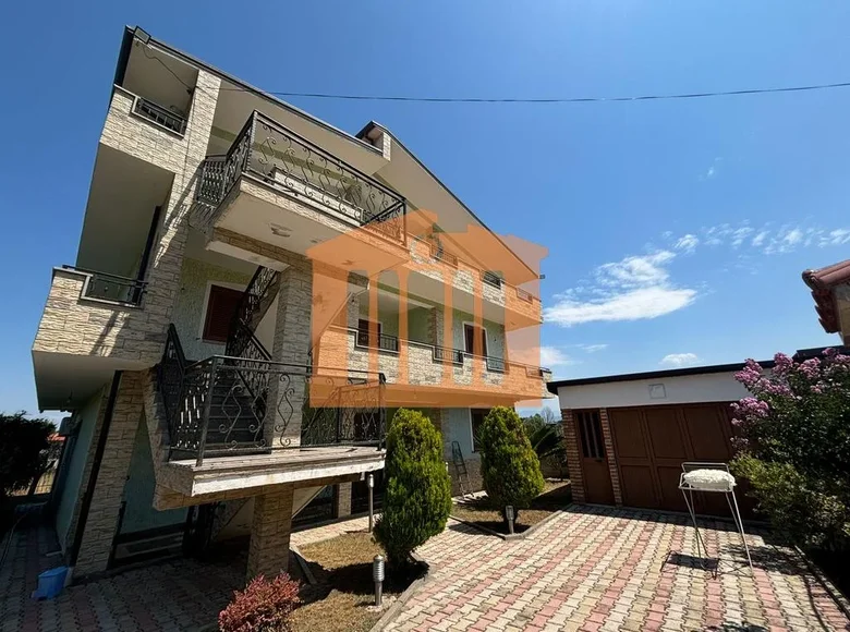 Квартира 3 комнаты 160 м² в Дурресе, Албания