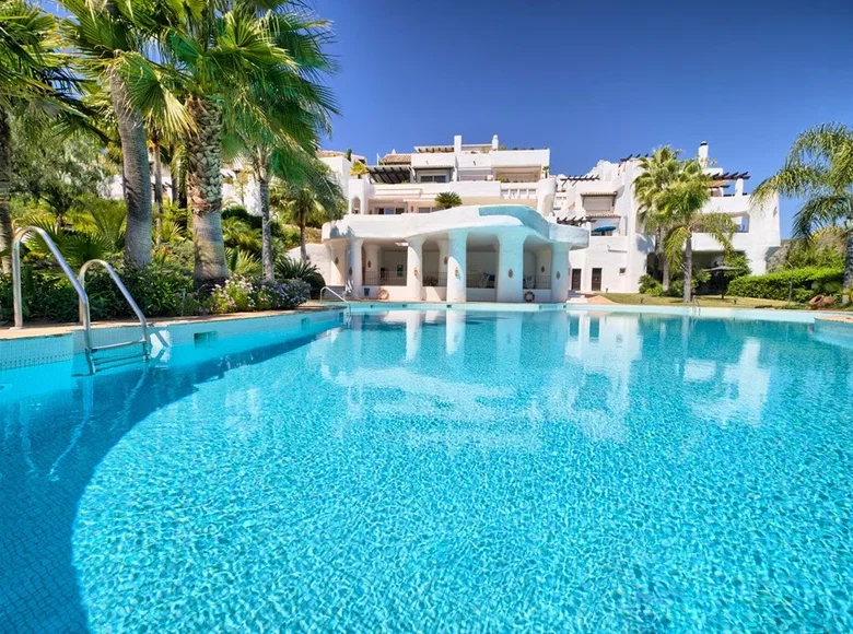 Apartamento 2 habitaciones 129 m² Benahavis, Španjolska