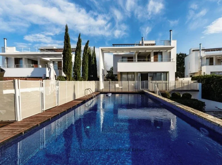 4 bedroom Villa 263 m² Neo Chorio, Cyprus