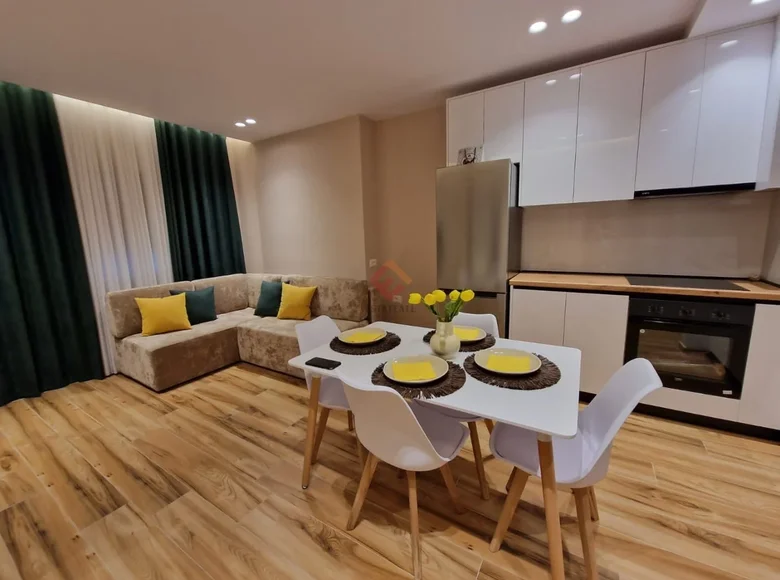 Apartment 75 m² in Bashkia Vlore, Albania