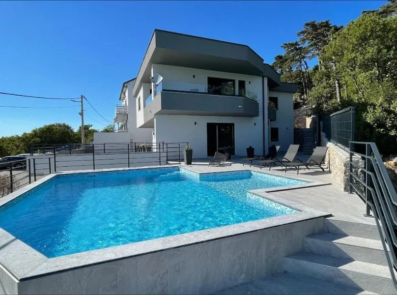 Вилла 4 спальни 198 м² Dramalj, Хорватия