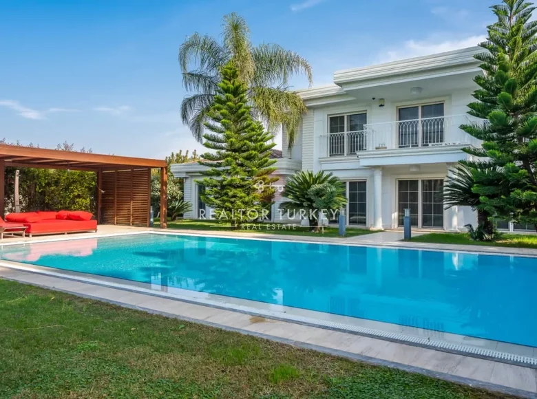 Haus 1 zimmer 650 m² Muratpasa, Türkei