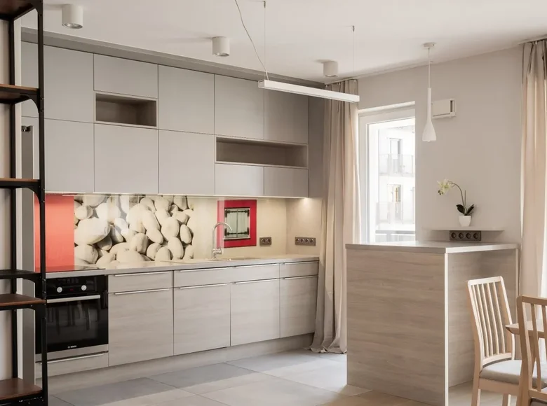 Apartamento 4 habitaciones 97 m² en Varsovia, Polonia