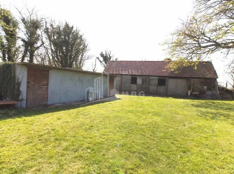 Commercial property 1 100 m² in Tbilisi, Georgia