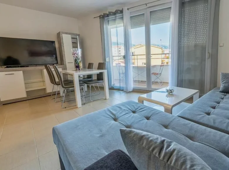 Apartamento 1 habitacion 51 m² en Becici, Montenegro