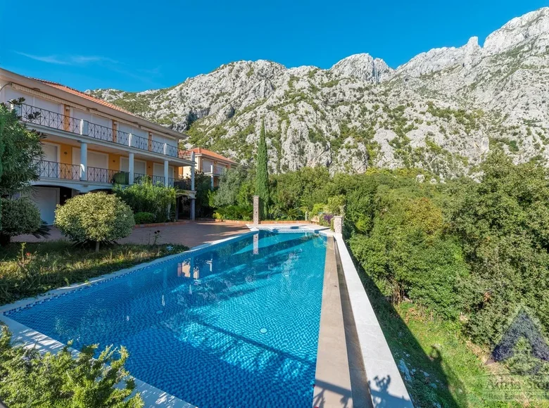 villa de 3 chambres 148 m² Donji Orahovac, Monténégro