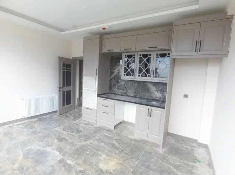 Mieszkanie 3 pokoi 87 m² Erdemli, Turcja