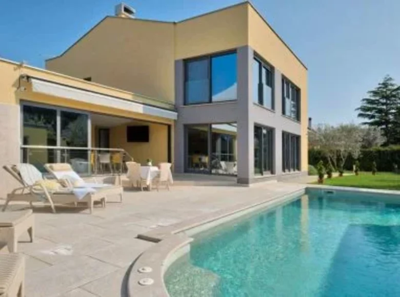 Villa 4 chambres 320 m² Opcina Fazana, Croatie