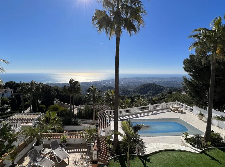 4 bedroom Villa 320 m² Mijas, Spain