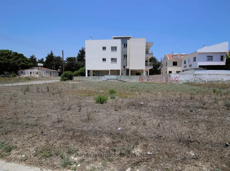 Parcelas  Dromolaxia Meneou Municipality, Chipre