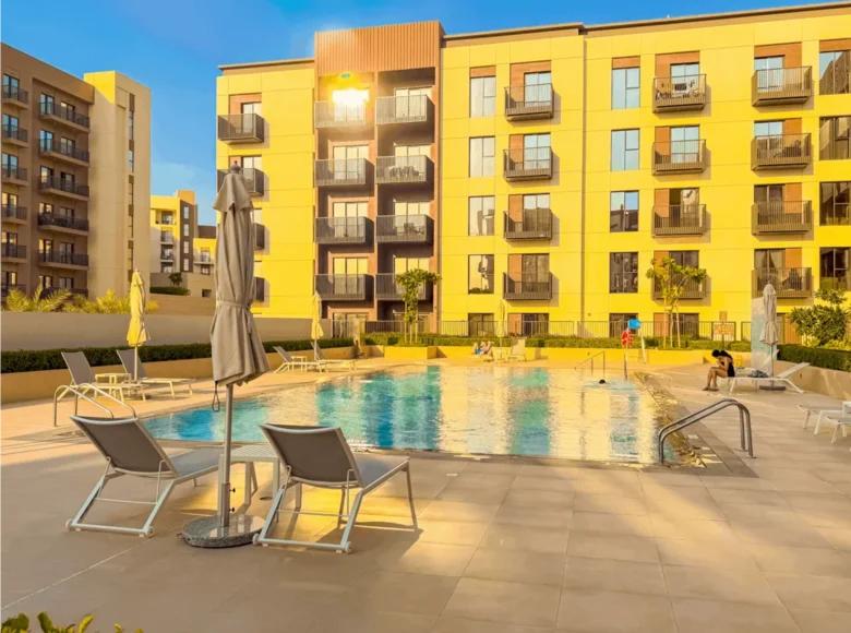 Квартира 2 комнаты 81 м² Аш-Шарджа, ОАЭ