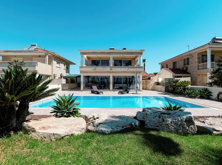 Willa 4 pokoi 271 m² Dystrykt Larnaka, Cypr