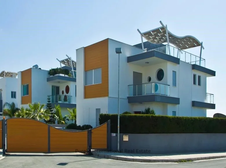 5 bedroom villa 276 m² Germasogeia, Cyprus