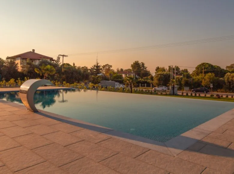 5 bedroom villa 120 m² Pefkochori, Greece