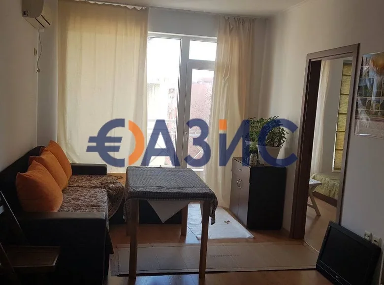 2 bedroom apartment 49 m² Tankovo, Bulgaria