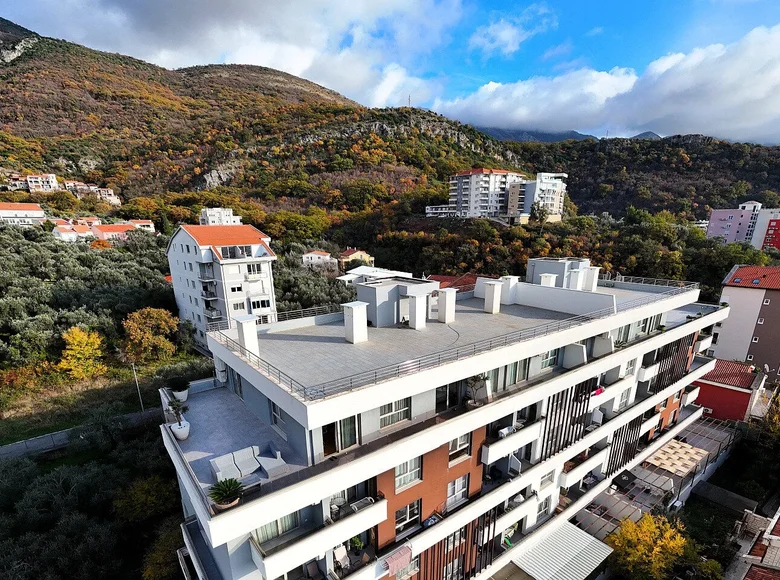 Квартира 4 комнаты 184 м² Бечичи, Черногория