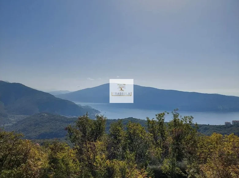 Land 5 000 m² Kuti, Montenegro