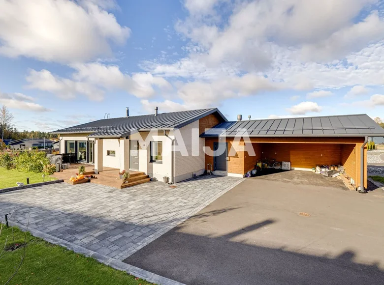 Дом 4 комнаты 134 м² Райсио, Финляндия