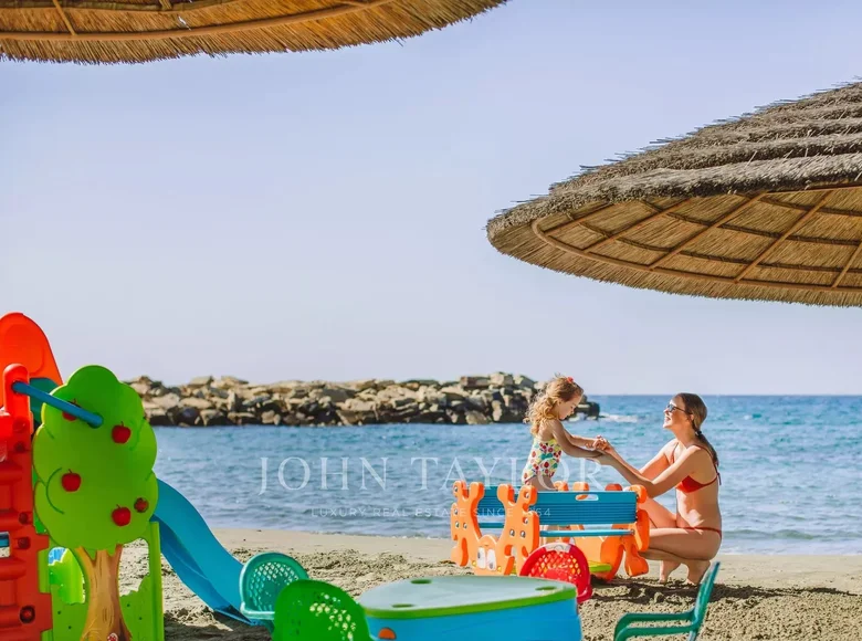 Appartement 2 chambres 104 m² Koinoteta Agiou Tychona, Chypre