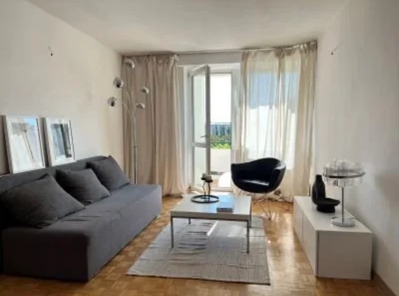 2 room apartment 46 m² Warsaw, Poland