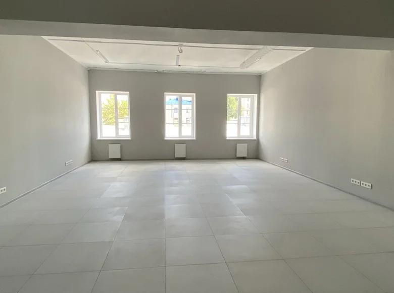 Büro 58 m² in Minsk, Belarus