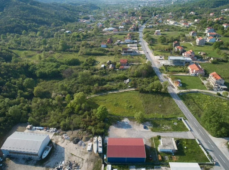 Parcelas 2 483 m² Radanovici, Montenegro