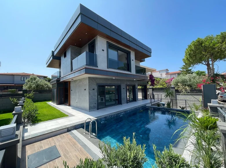 6-Zimmer-Villa 250 m² Çeşme, Türkei
