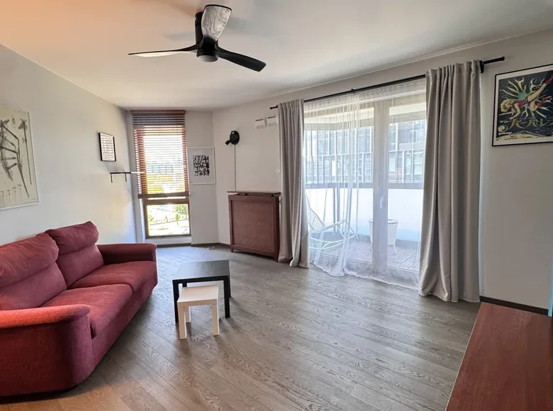 Wohnung 2 zimmer 55 m² in Warschau, Polen