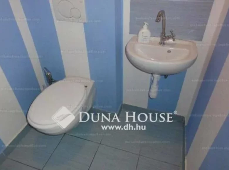 House 1 bathroom 116 m² in Great Plain and North, All countries