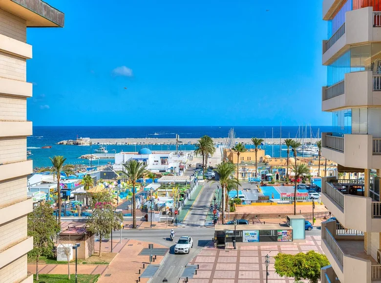 Apartamento 3 habitaciones 122 m² Fuengirola, Španjolska