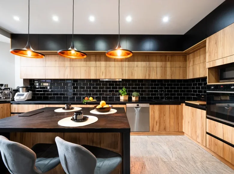 House 318 m² Lodz, Poland
