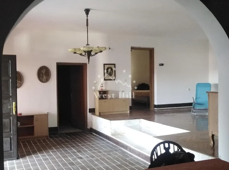 Propriété commerciale 480 m² à Petrovac, Monténégro