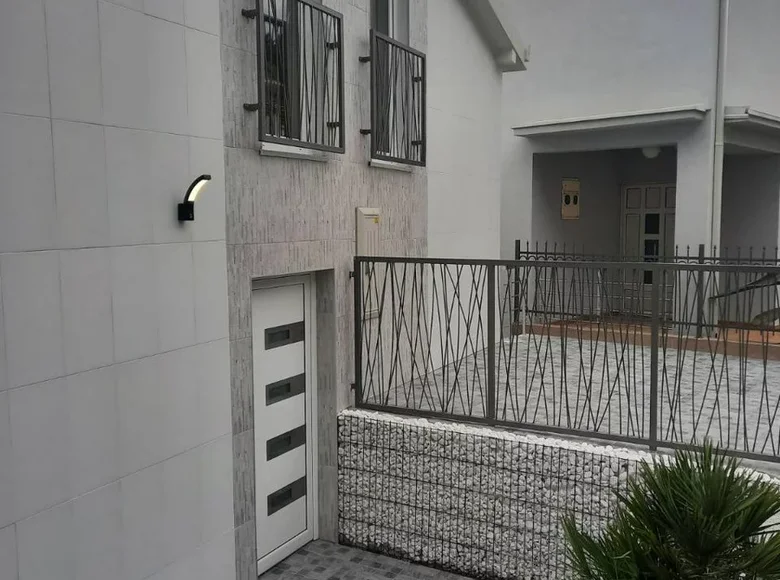 Casa 4 habitaciones  Bar, Montenegro