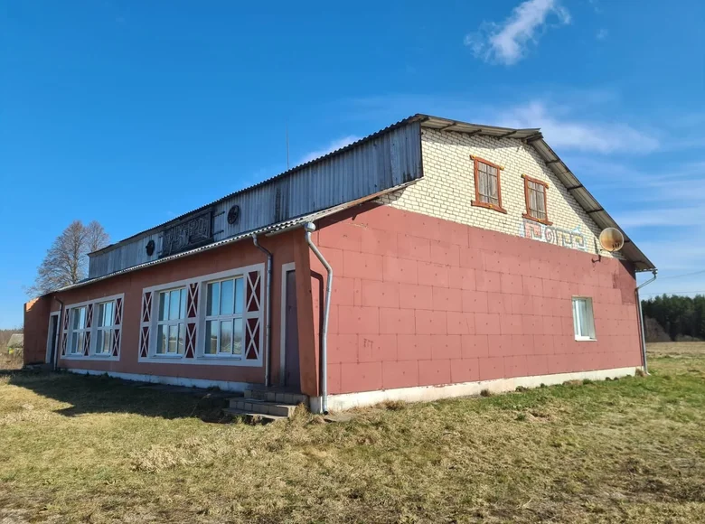 Restaurant 323 m² à Visnieuski sielski Saviet, Bélarus