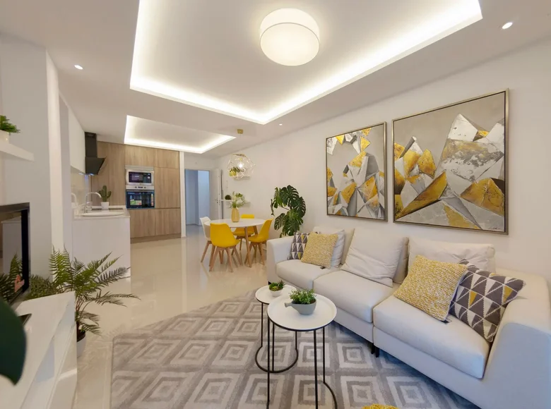 Mieszkanie 2 pokoi 79 m² Los Alcazares, Hiszpania