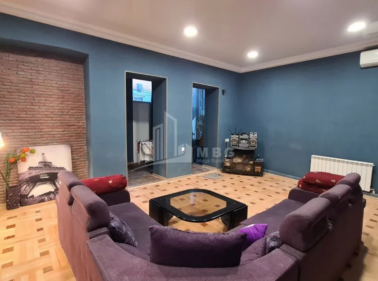 Propriété commerciale 95 m² à Tbilissi, Géorgie