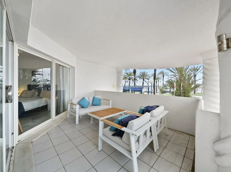 2 bedroom apartment 90 m² Benalmadena, Spain