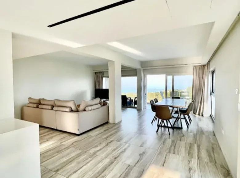 3 bedroom apartment 152 m² Paralimni, Cyprus