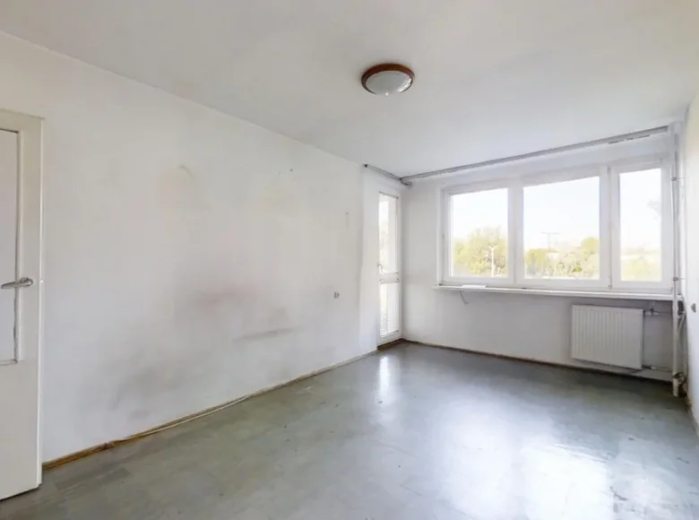 2 room apartment 37 m² Warsaw, Poland