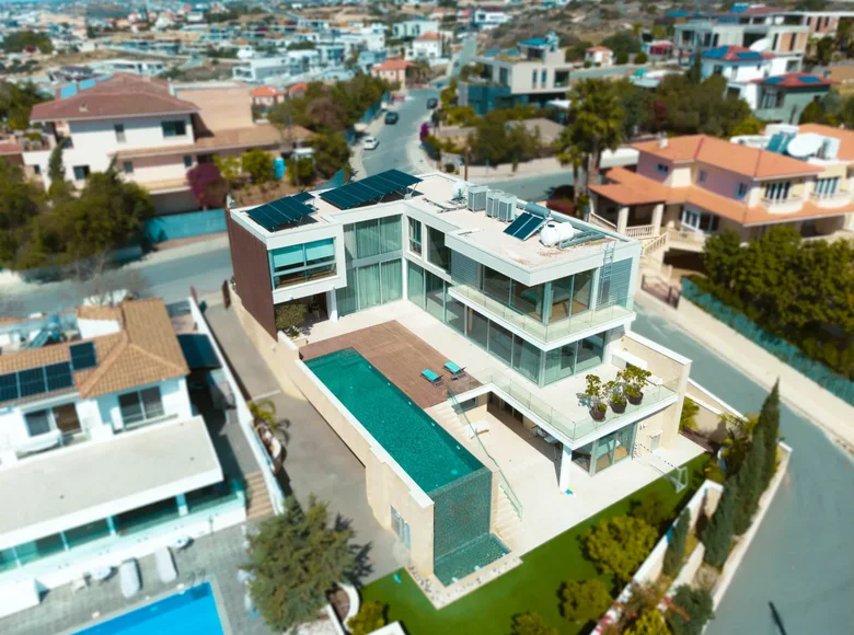 6 bedroom house 1 000 m² Limassol, Cyprus