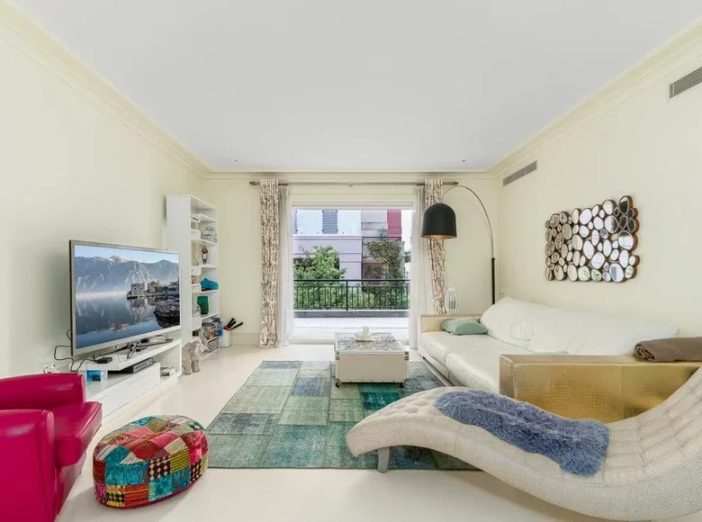 Apartamento 2 habitaciones 122 m² Tivat, Montenegro