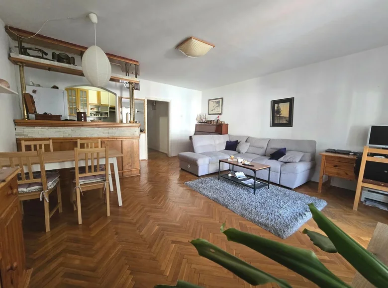 Квартира 4 спальни 117 м² Будва, Черногория