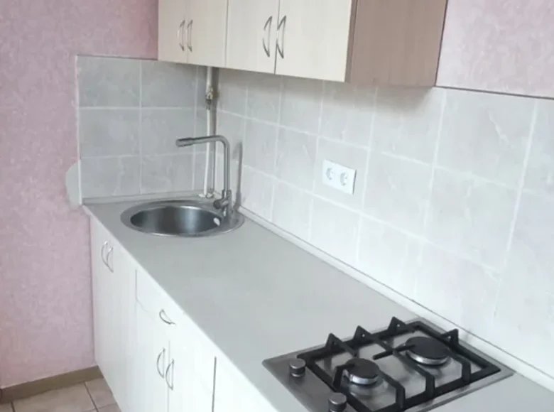 1 room apartment 32 m² Avanhard, Ukraine