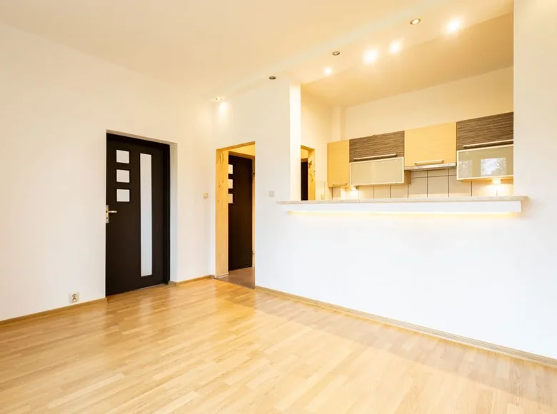 2 room apartment 47 m² Lodz, Poland