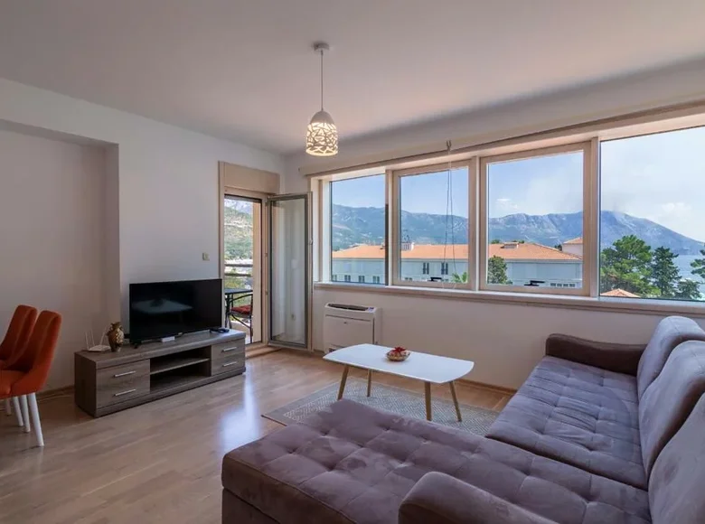Wohnung 1 Schlafzimmer 46 m² Budva, Montenegro
