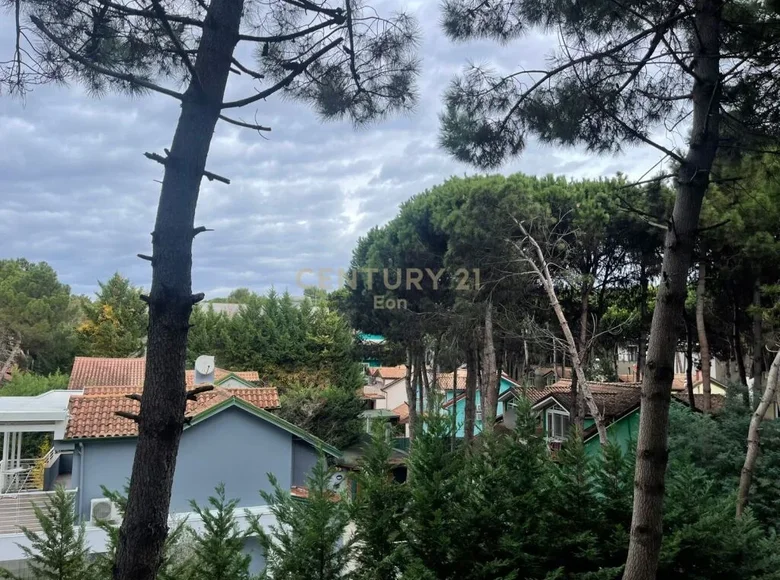 Квартира 2 комнаты 98 м² Golem, Албания